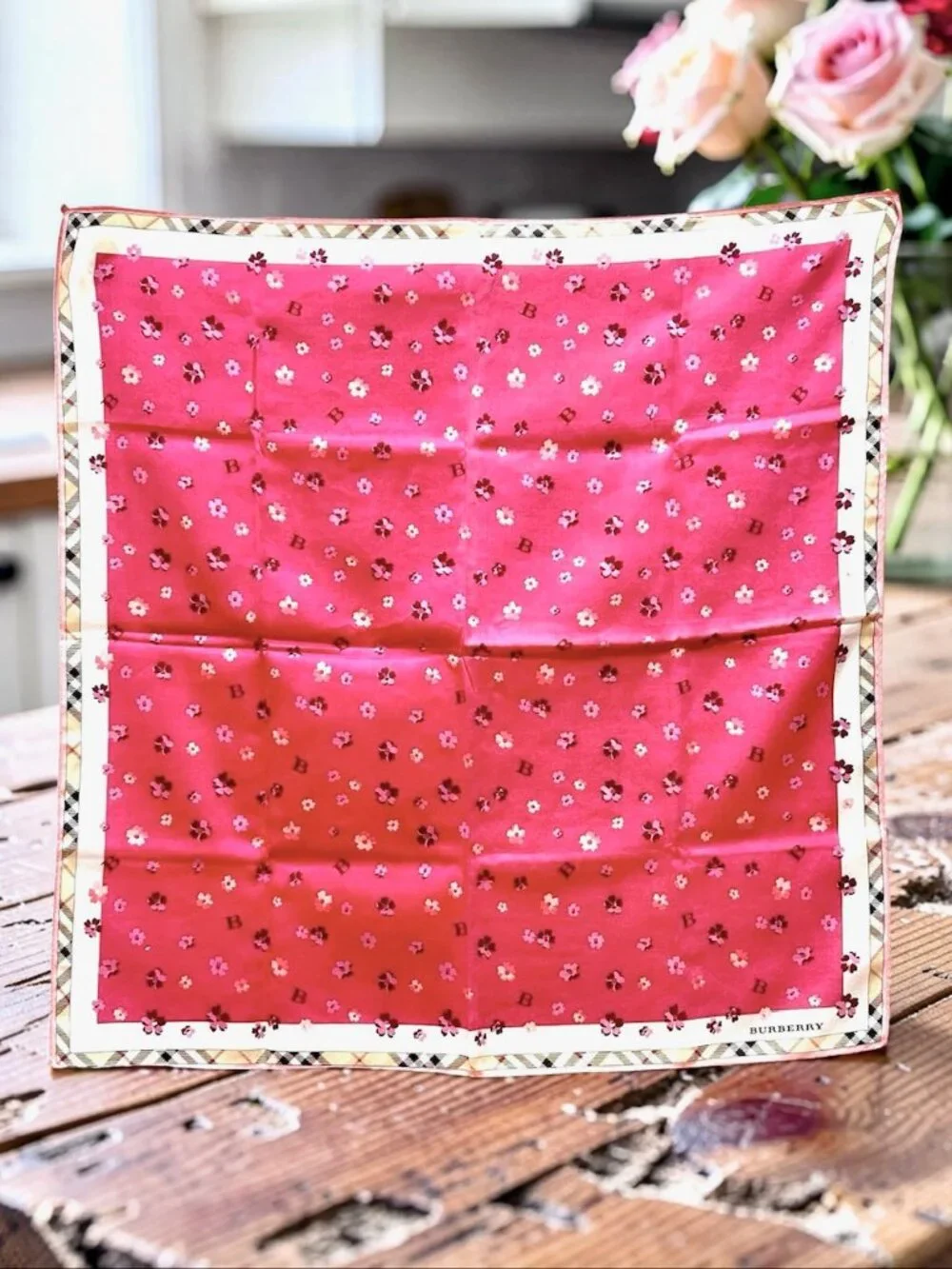 Burberry   Min iscarf/ Neck-kerchief cotton 19.5" pink violet beige nova (98) - Picture 4 of 11